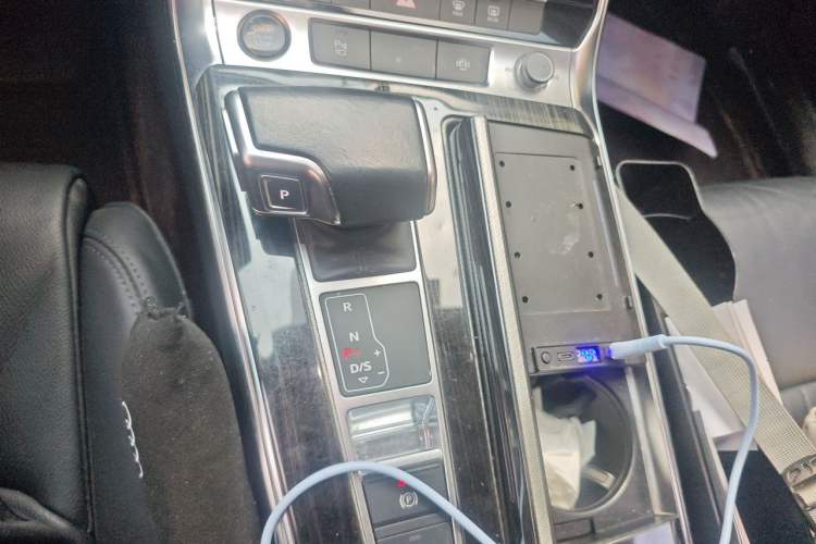 Used Audi A6L 2021 45 TFSI Prestige Elegant Edition Gear Lever