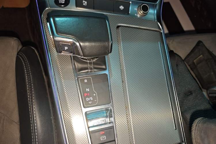 Used Audi A6L 2021 45 TFSI quattro Prestige Dynamic Edition Gear Lever