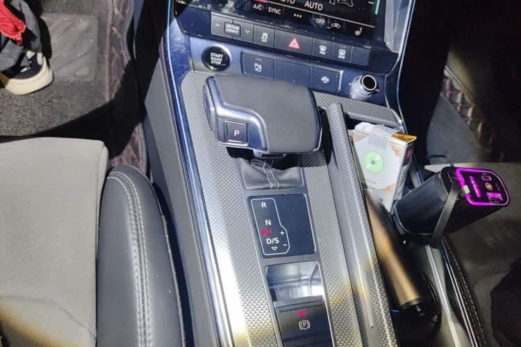 Used Audi A6L 2021 45 TFSI quattro Prestige Dynamic Edition Gear Lever