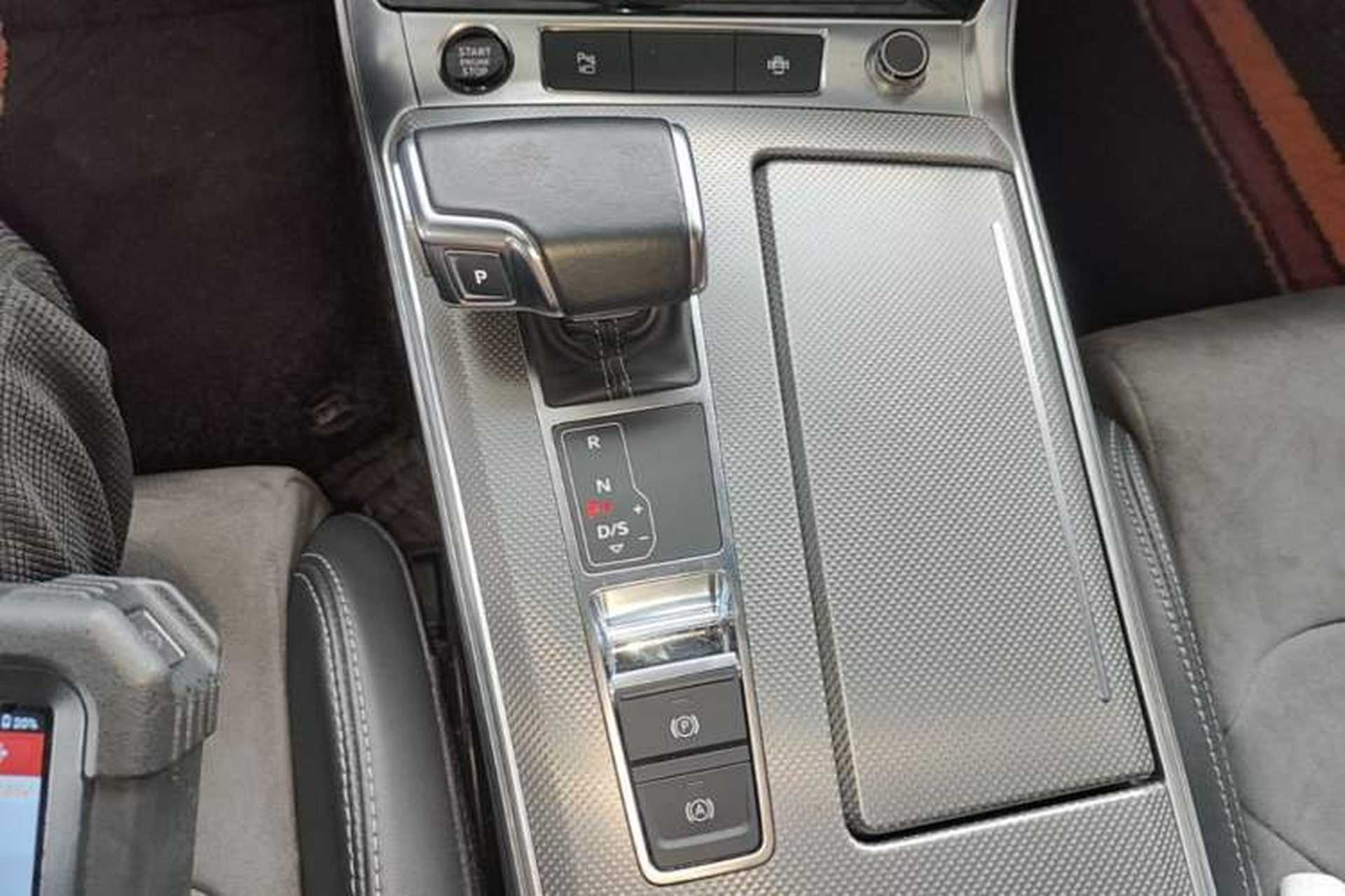 Used Audi A6L 2021 40 TFSI Luxury Dynamic Edition Gear Lever