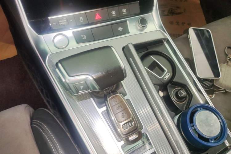 Used Audi A6L 2021 45 TFSI quattro Prestige Dynamic Edition Gear Lever