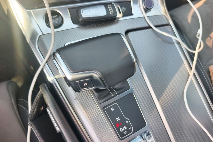 Used Audi A6L 2021 40 TFSI Luxury Dynamic Edition Gear Lever