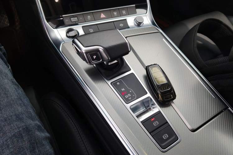 Used Audi A6L 2021 40 TFSI Luxury Prestige Edition Gear Lever