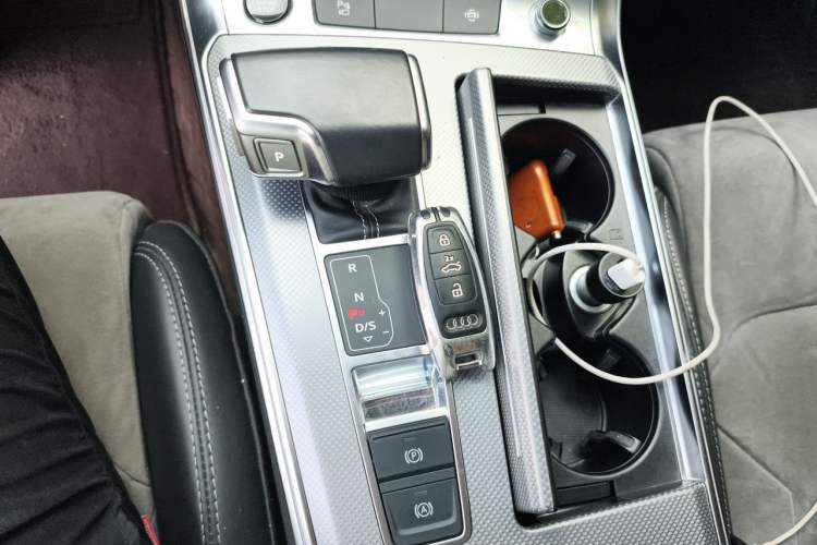 Used Audi A6L 2021 45 TFSI Prestige Dynamic Edition Gear Lever