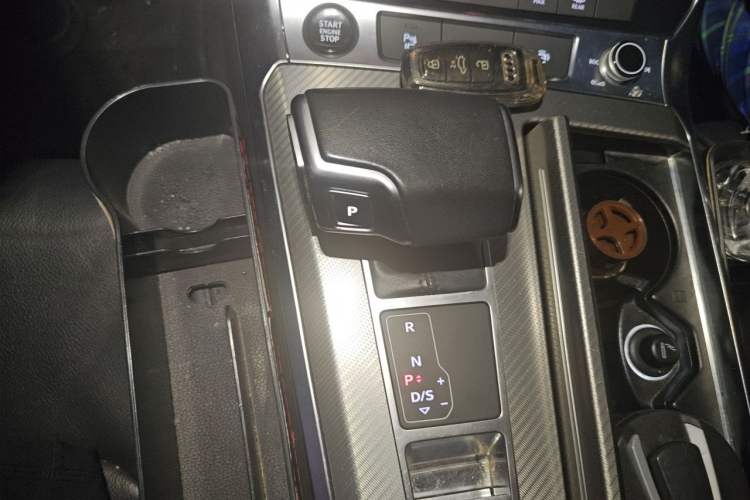 Used Audi A6L 2021 40 TFSI Luxury Prestige Edition Gear Lever