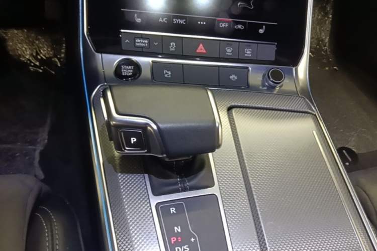 Used Audi A6L 2021 45 TFSI quattro Prestige Dynamic Edition Gear Lever