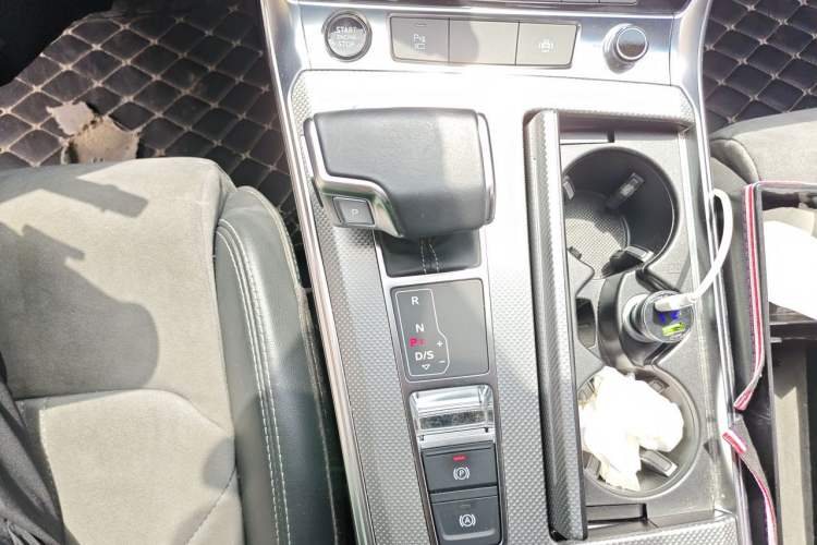 Used Audi A6L 2021 45 TFSI Prestige Dynamic Edition Gear Lever