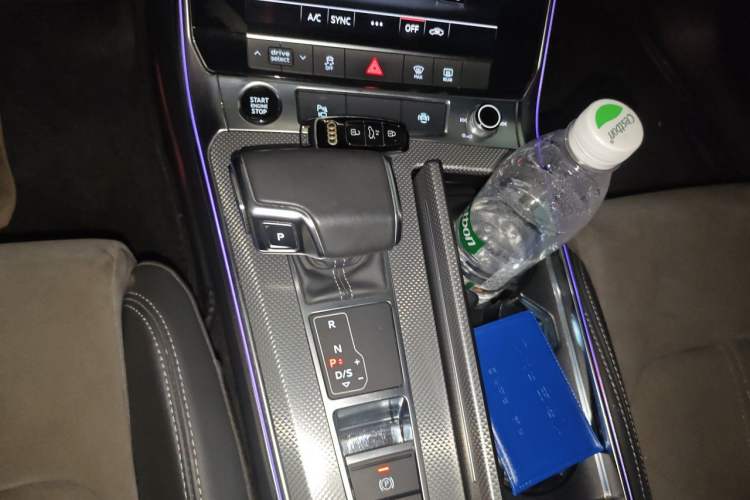 Used Audi A6L 2021 40 TFSI Luxury Dynamic Edition Gear Lever