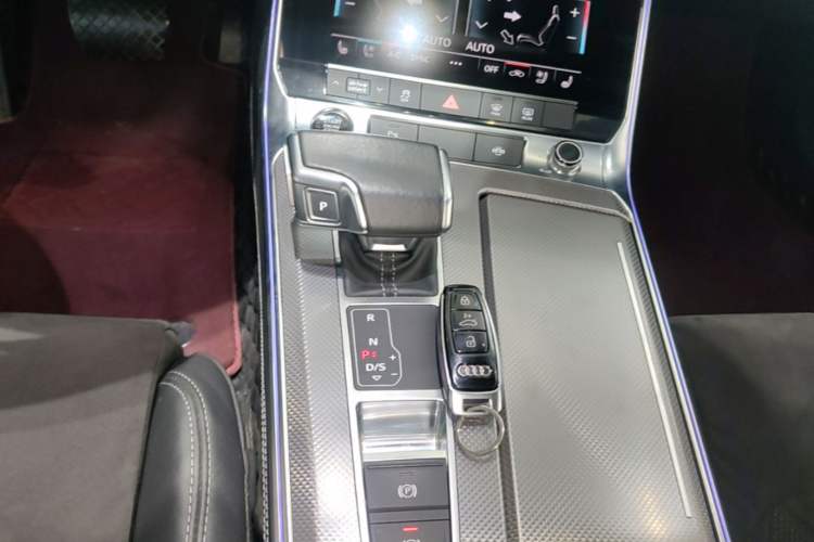 Used Audi A6L 2021 55 TFSI quattro Flagship Dynamic Model Gear Lever