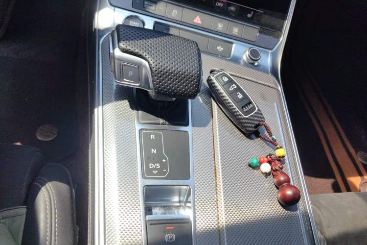 Used Audi A6L 2021 55 TFSI quattro Prestige Dynamic Edition Gear Lever