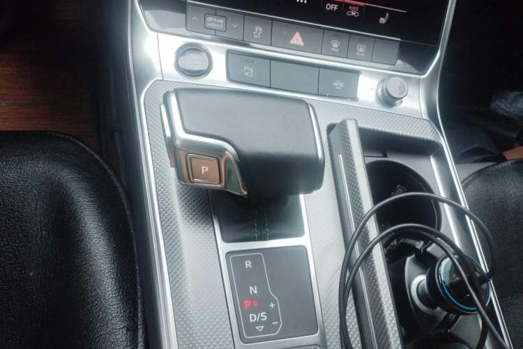 Used Audi A6L 2021 45 TFSI quattro Prestige Dynamic Edition Gear Lever