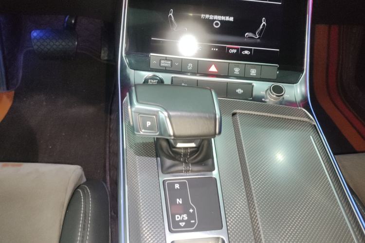 Used Audi A6L 2021 40 TFSI Luxury Dynamic Edition Gear Lever
