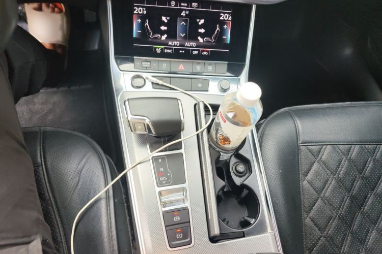 Used Audi A6L 2021 40 TFSI Luxury Dynamic Edition Gear Lever