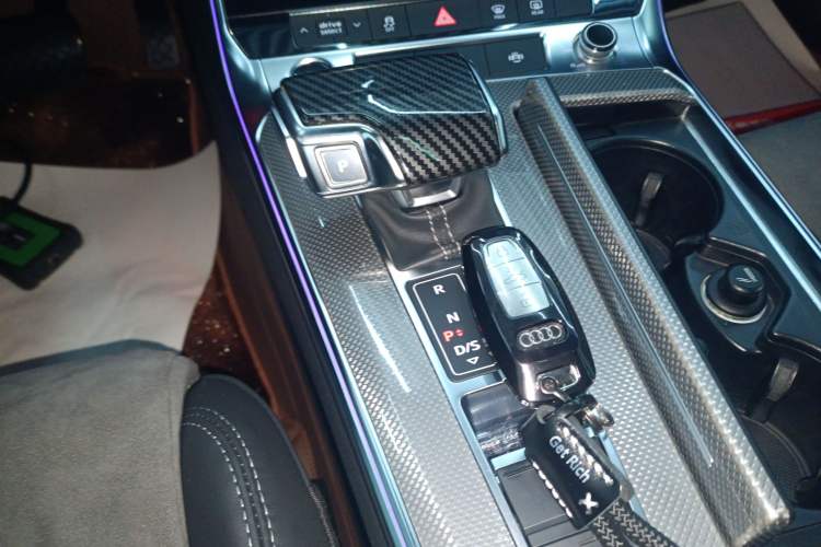 Used Audi A6L 2021 40 TFSI Luxury Dynamic Edition Gear Lever
