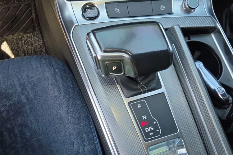 Used Audi A6L 2021 45 TFSI Prestige Dynamic Edition Gear Lever