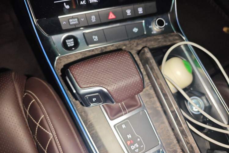 Used Audi A6L 2021 45 TFSI quattro Prestige Dynamic Edition Gear Lever