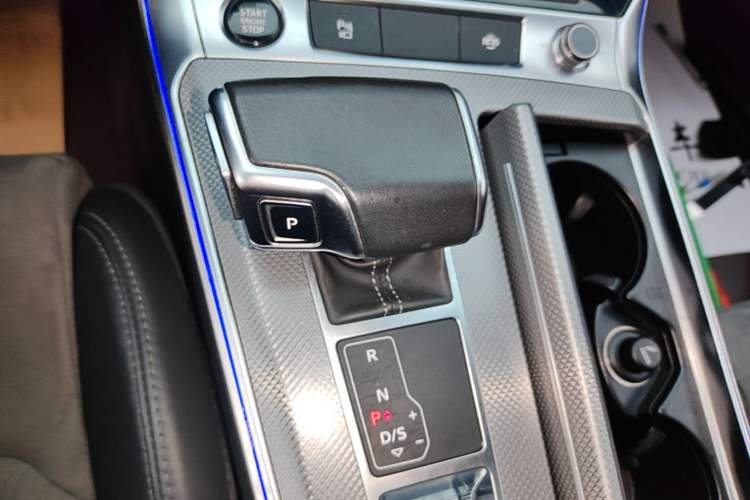 Used Audi A6L 2021 40 TFSI Luxury Dynamic Edition Gear Lever