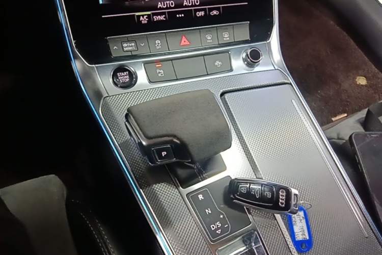 Used Audi A6L 2021 40 TFSI Luxury Dynamic Edition Gear Lever