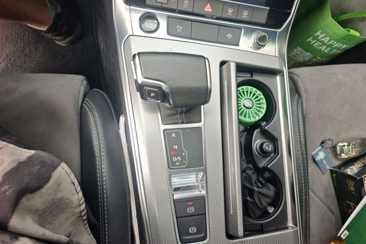 Used Audi A6L 2021 40 TFSI Luxury Dynamic Edition Gear Lever