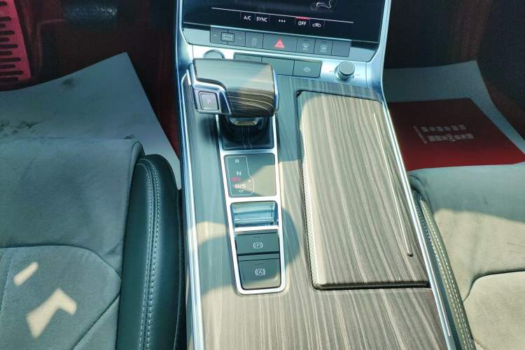 Used Audi A6L 2021 40 TFSI Luxury Dynamic Edition Gear Lever