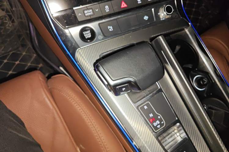 Used Audi A6L 2021 40 TFSI Luxury Prestige Edition Gear Lever