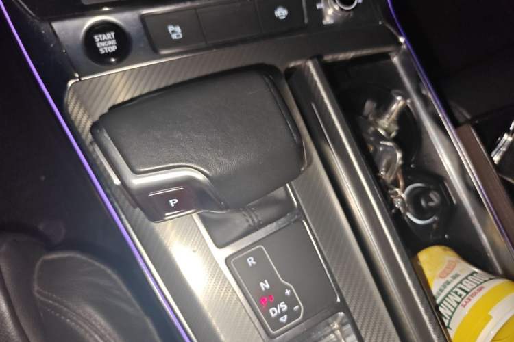 Used Audi A6L 2021 40 TFSI Luxury Prestige Edition Gear Lever