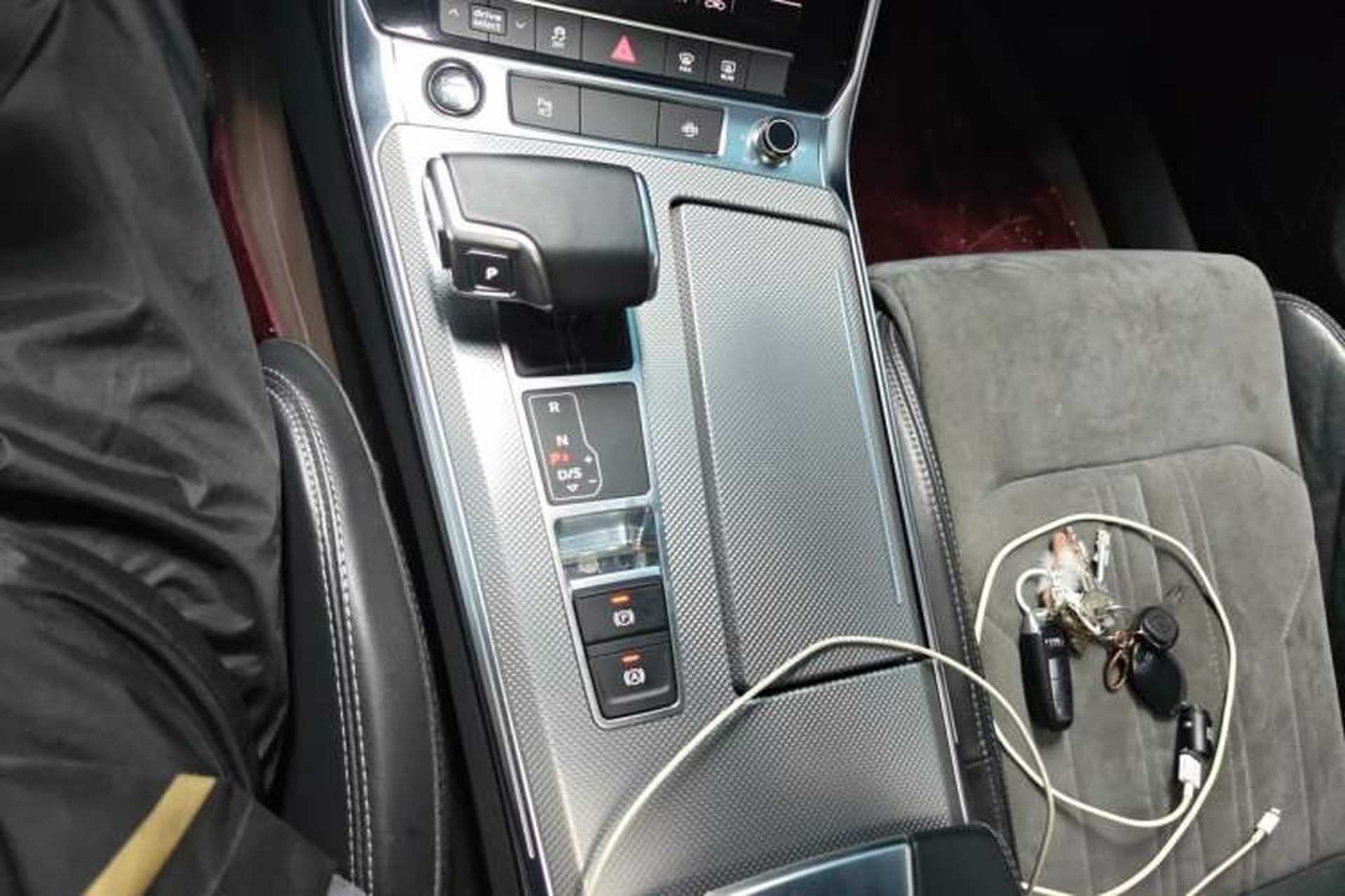 Used Audi A6L 2021 40 TFSI Luxury Dynamic Edition Gear Lever