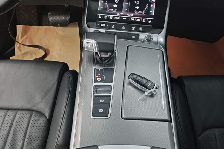 Used Audi A6L 2021 40 TFSI Luxury Prestige Edition Gear Lever