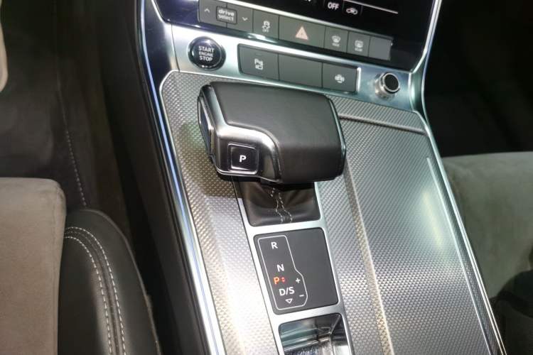 Used Audi A6L 2021 40 TFSI Luxury Dynamic Edition Gear Lever