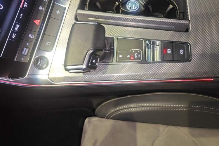 Used Audi A6L 2021 45 TFSI Prestige Dynamic Edition Gear Lever