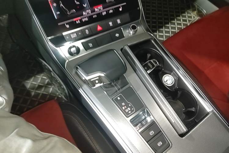 Used Audi A6L 2021 45 TFSI quattro Prestige Dynamic Edition Gear Lever