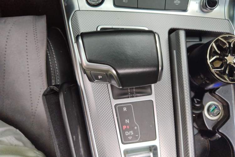 Used Audi A6L 2021 45 TFSI quattro Prestige Dynamic Edition Gear Lever