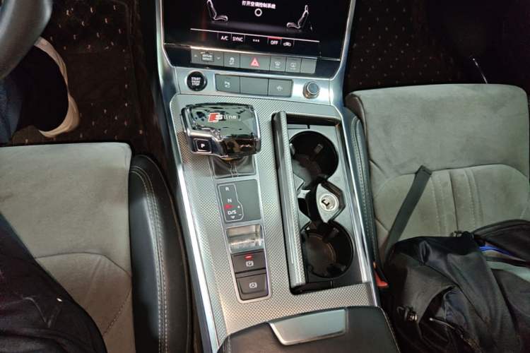 Used Audi A6L 2021 40 TFSI Luxury Dynamic Edition Gear Lever
