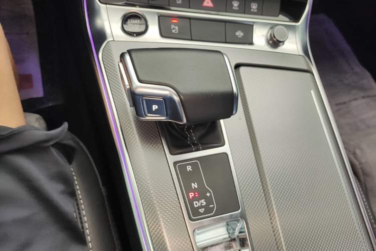 Used Audi A6L 2021 40 TFSI Luxury Dynamic Edition Gear Lever