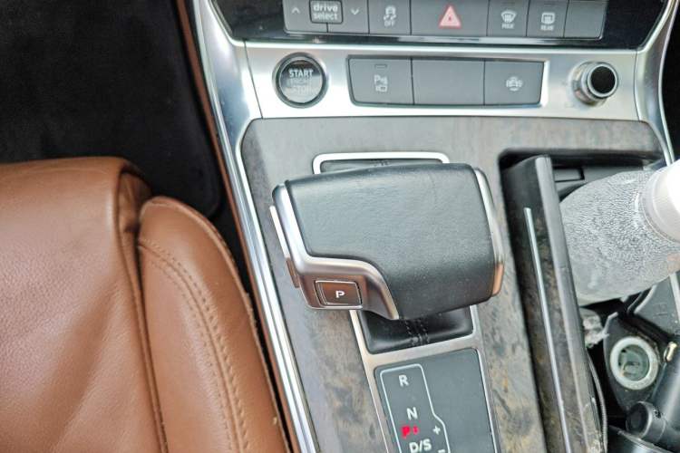 Used Audi A6L 2021 45 TFSI Prestige Elegant Edition Gear Lever