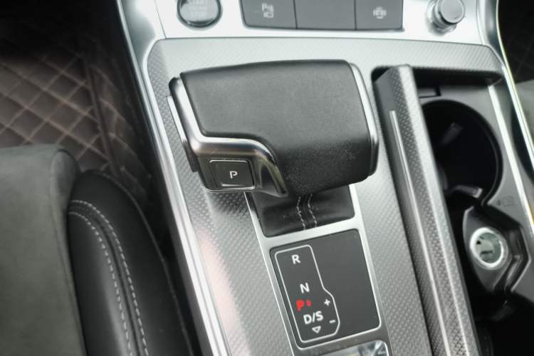 Used Audi A6L 2021 45 TFSI Prestige Dynamic Edition Gear Lever
