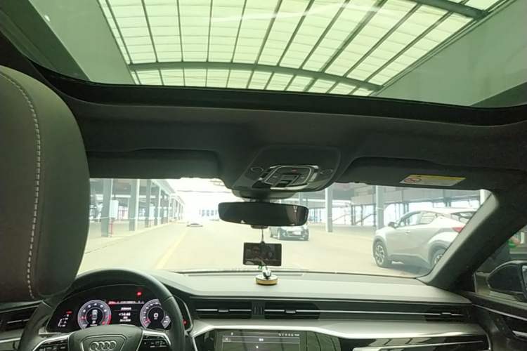 Used Audi A6L 2021 40 TFSI Luxury Dynamic Edition Headliner