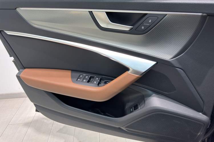 Used Audi A6L 2021 40 TFSI Luxury Prestige Edition Interior 10