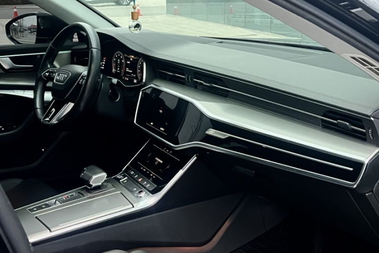 Used Audi A6L 2021 40 TFSI Luxury Prestige Edition Interior 11