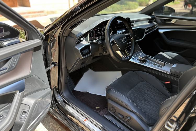 Used Audi A6L 2021 55 TFSI quattro Flagship Dynamic Model Interior 12