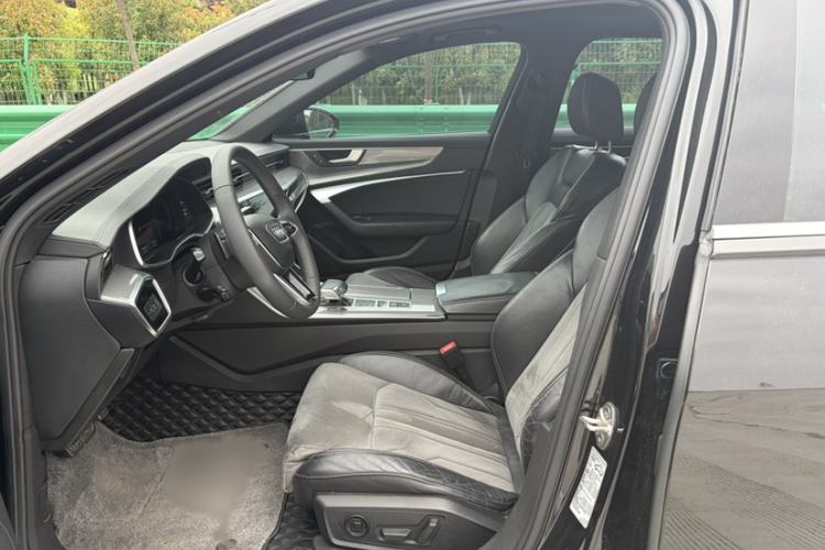 Used Audi A6L 2021 40 TFSI Luxury Dynamic Edition Interior 2