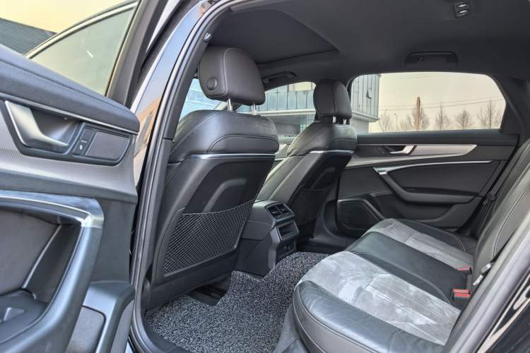 Used Audi A6L 2021 40 TFSI Luxury Dynamic Edition Interior 2