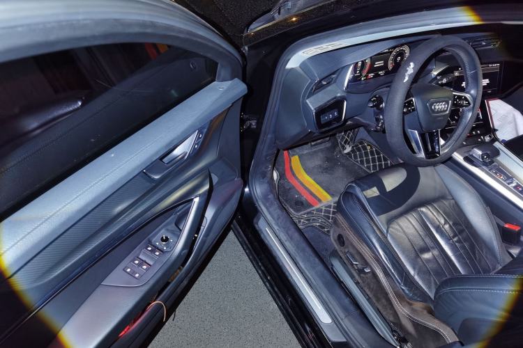 Used Audi A6L 2021 40 TFSI Luxury Prestige Edition Interior 3