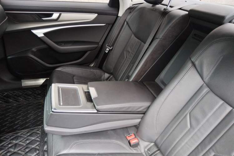 Used Audi A6L 2021 40 TFSI Luxury Prestige Edition Interior 4
