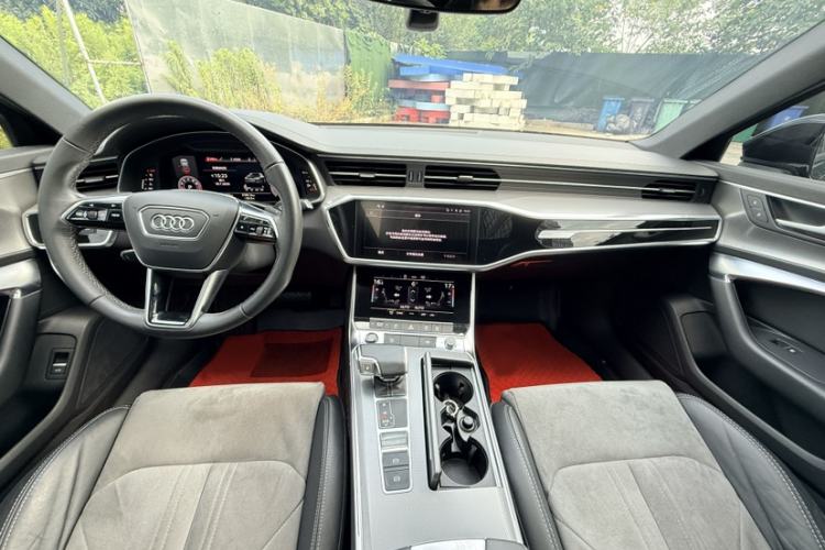 Used Audi A6L 2021 40 TFSI Luxury Dynamic Edition Interior 4