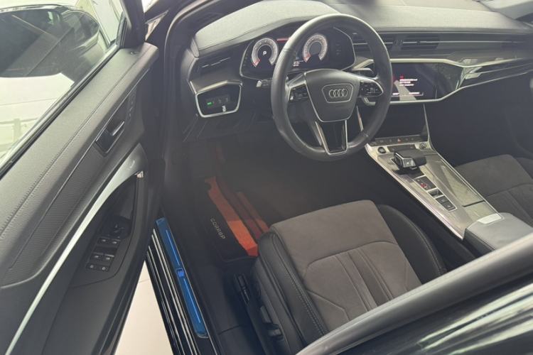 Used Audi A6L 2021 40 TFSI Luxury Dynamic Edition Interior 4