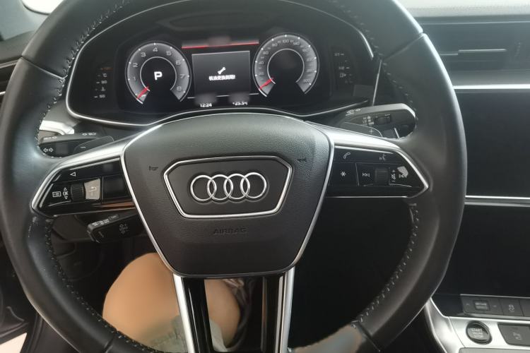 Used Audi A6L 2021 40 TFSI Luxury Dynamic Edition Interior 4