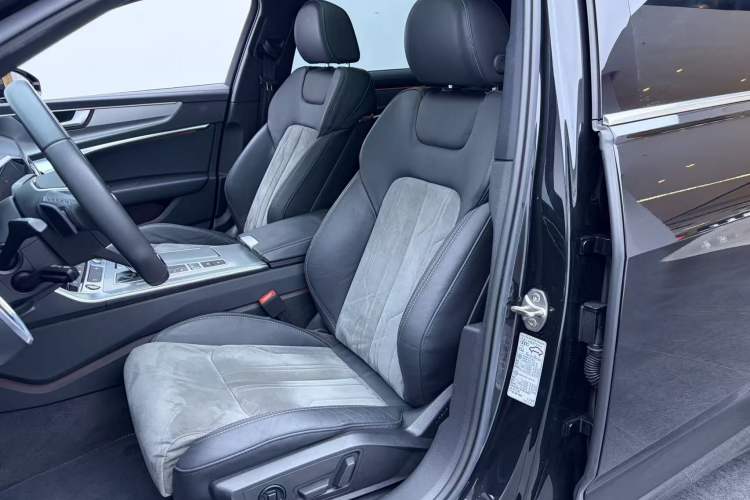 Used Audi A6L 2021 40 TFSI Luxury Dynamic Edition Interior 6