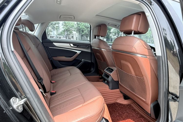 Used Audi A6L 2021 40 TFSI Luxury Prestige Edition Interior 7