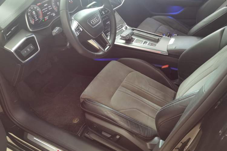 Used Audi A6L 2021 40 TFSI Luxury Dynamic Edition Interior 7